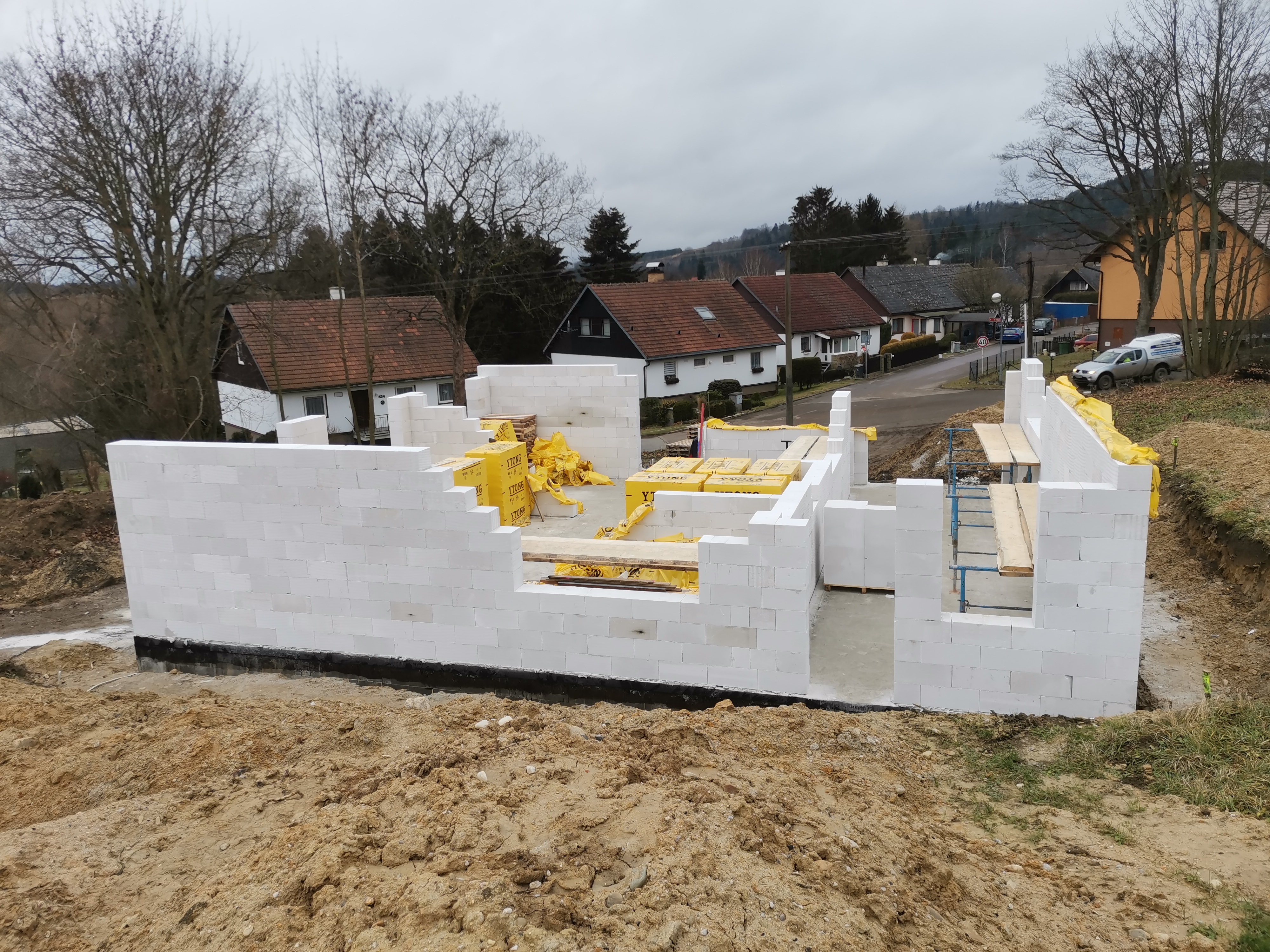 hruba stavba Kapusta